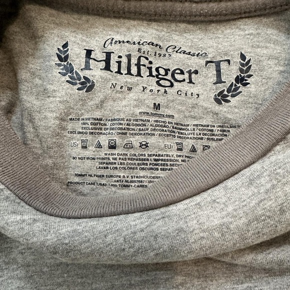 Tommy Hilfiger Other - Tommy Hilfiger quiet luxury 100% cotton men gray shirt t-shirt minimalist